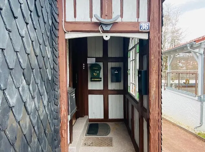 Appartement Single-apartment Bis 2 Personen, 27qm In Schleusingen, Wlan, Parkplatz Schleusingen