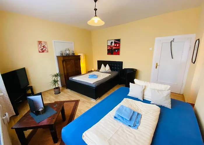 Single-apartment Bis 2 Personen, 27qm In Schleusingen, Wlan, Parkplatz